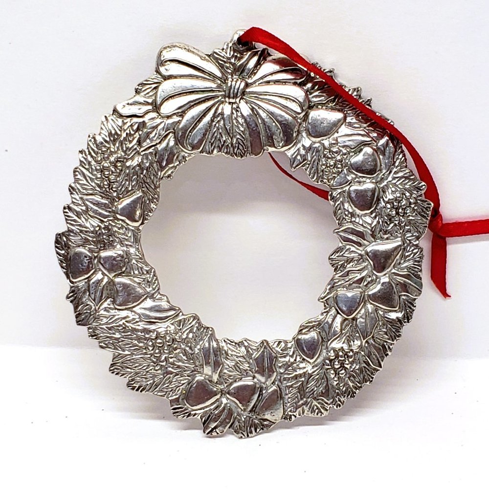 Pewter Wreath Christmas Ornament Holly Berry Pear Ribbon Bow 3.5"